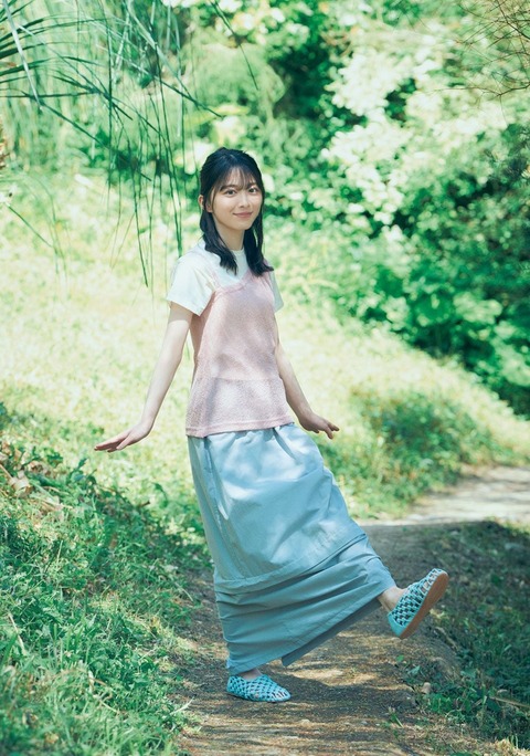 櫻坂46森田ひかる「週刊少年マガジン」グラビア