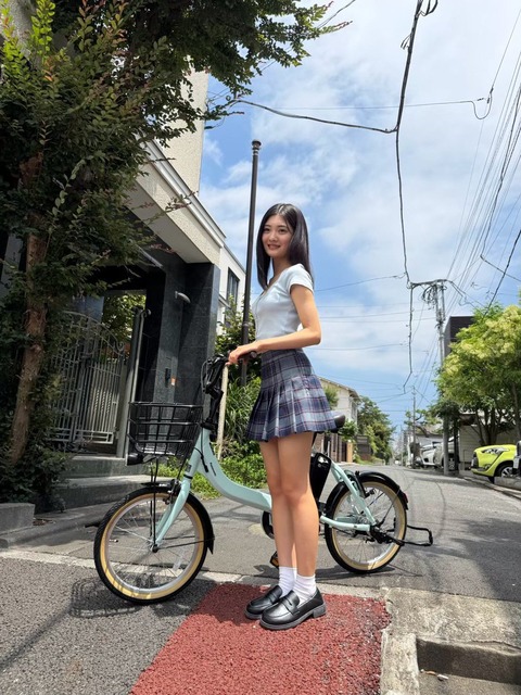 舞香FLASH水着グラビア