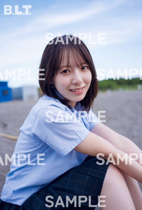 日向坂46渡辺莉奈BLT制服グラビア