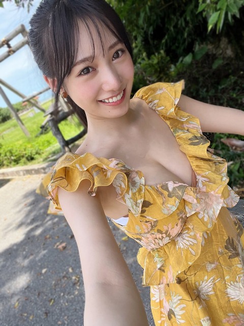 横野すみれフォトブック「SUMIRE graph #02」