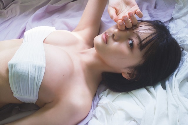 吉澤遥奈週刊ポストデジタル写真集「ボブカットに恋して」