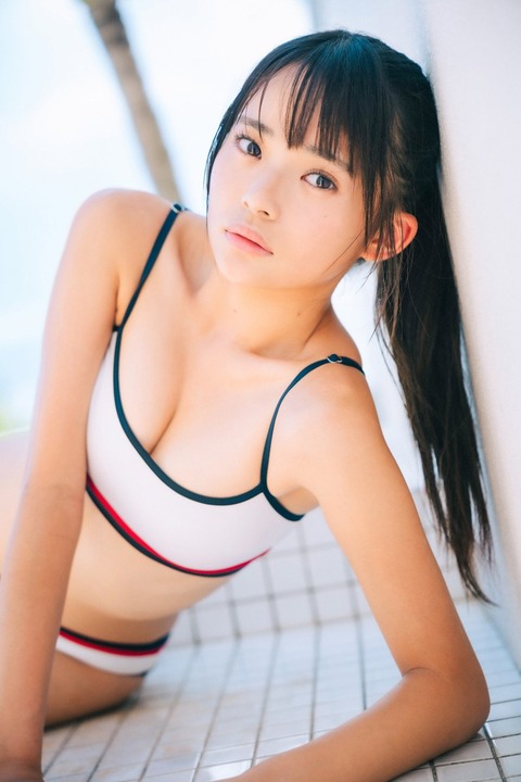 小森香乃1stイメージDVD「純白の17歳」