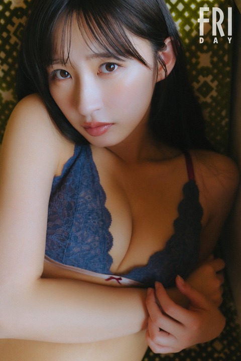 松本日向FRIDAY水着グラビア