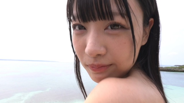 バスト92cmアイドル葵りんご1stイメージDVD「ミルキー・グラマー」 (23)