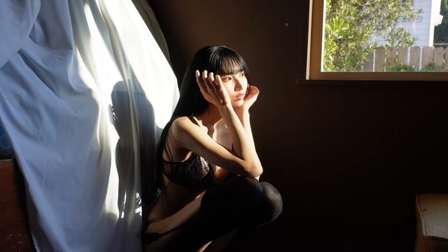 杏仁みるヤンマガ水着グラビアメイキング (6)
