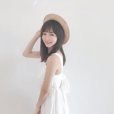 ABEMA藤田かんなアナのヨガウェア姿