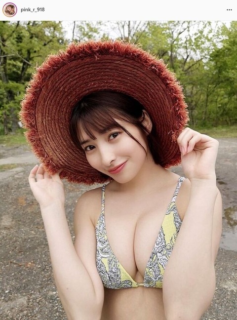 荒牧理沙水着グラビア