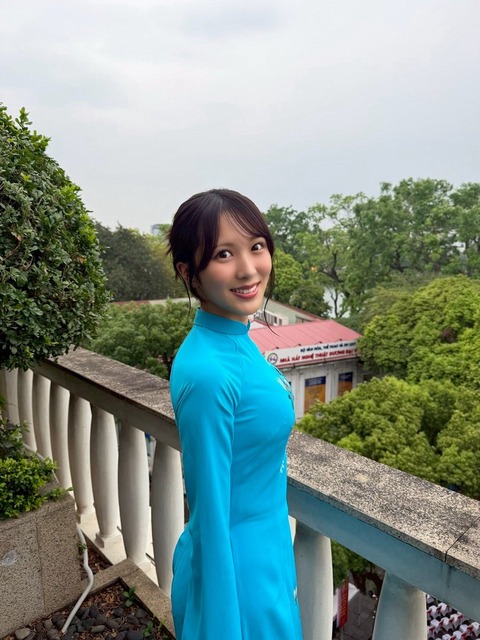 ≒JOY逢田珠里依1st写真集オフショット