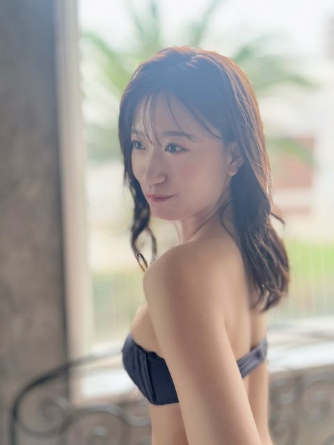 NMB48上西怜FLASH水着グラビア