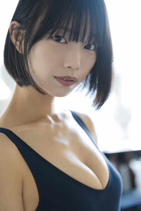 夏目綾デジタル写真集『my color』2
