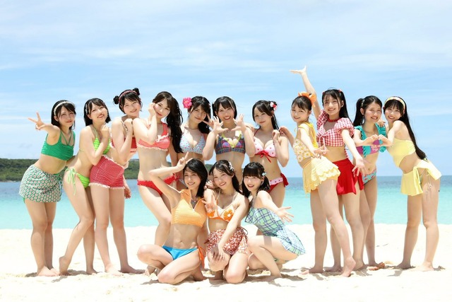 石浜芽衣「Boom!Boom!サマーっ♡」水着ショット