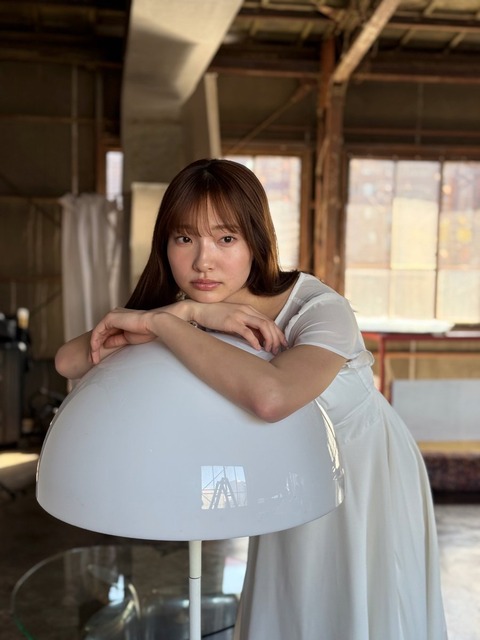 里仲菜月水着グラビアオフショット