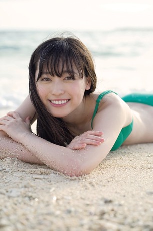 福原遥の水着写真集