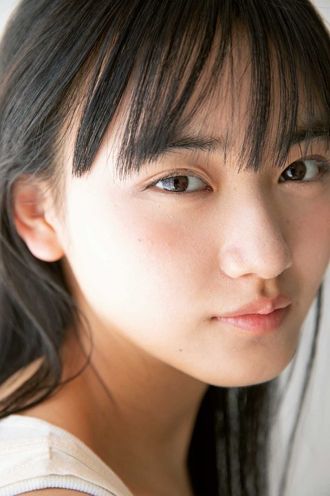 櫻坂46山﨑天グラビア
