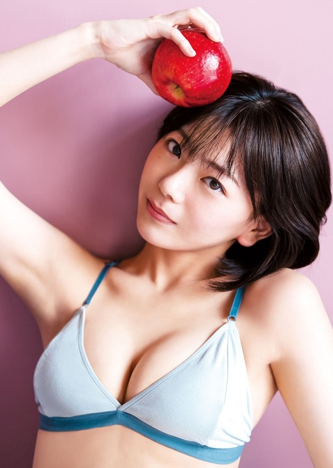 大熊杏優ヤンジャン水着グラビア