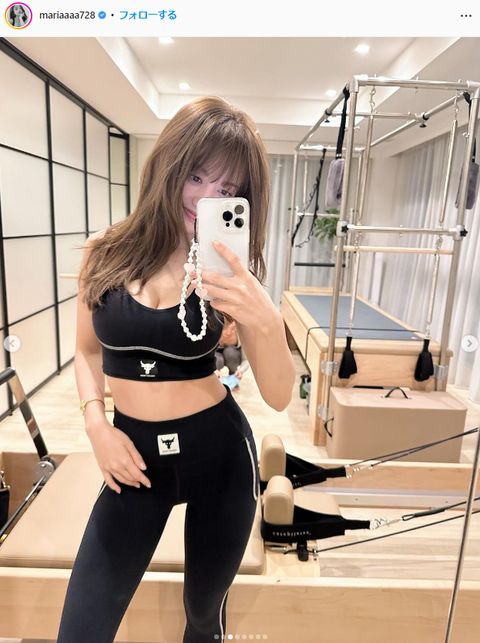 谷まりあ谷間ジムウェアインスタ自撮り