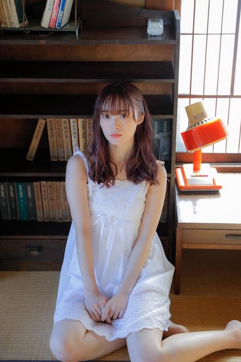 優希クロエ1st写真集