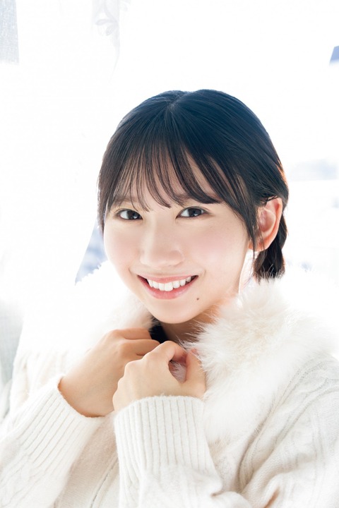 日向坂46藤嶌果歩「週刊少年サンデー」グラビア
