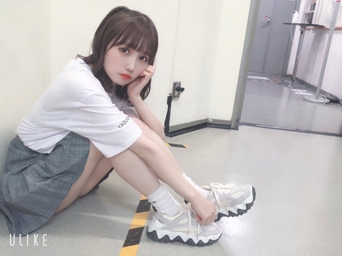 青葉ひなり水着グラビア