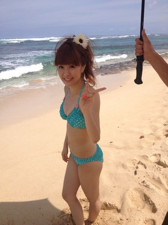清水佐紀『アロハロ!Berryz工房 写真集2013』