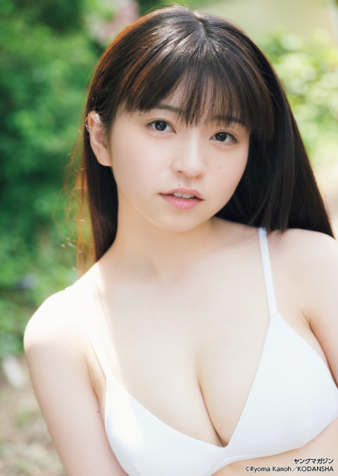 佐々木ほのかヤンマガ水着グラビア