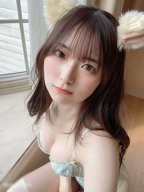 FLASHデジタル写真集「斎藤愛莉と一週間過ごしてみたら」