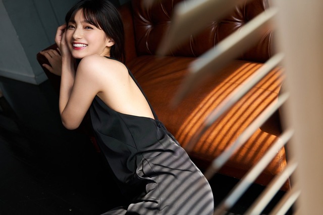 高野麻里佳の美しすぎる「FRIDAY」グラビア