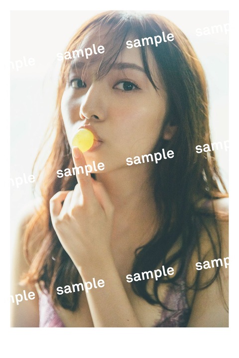 乃木坂46新内眞衣の卒業記念写真集「夜が明けたら」