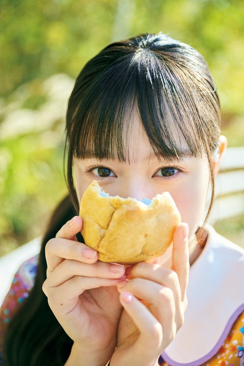 仲村悠菜1st写真集「17。」