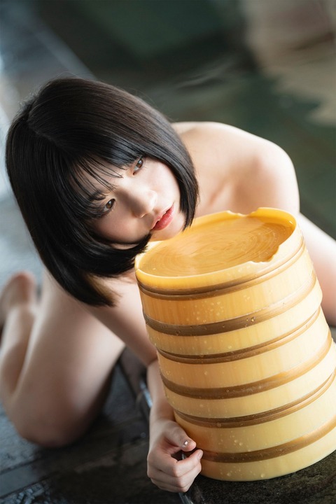 根本凪SPA!デジタル写真集「眼差しで伝わる色気」