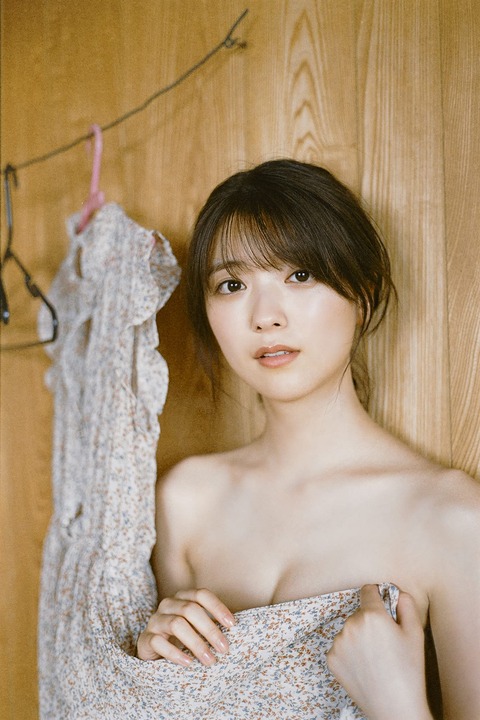 工藤美桜1st水着写真集「KIMINOMIO」