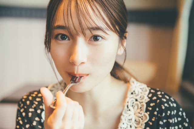櫻坂46 守屋麗奈 1st写真集