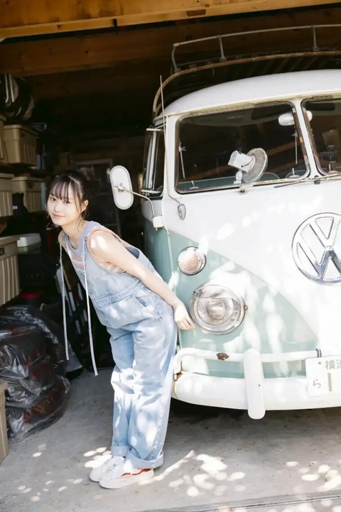 エビ中・仲村悠菜「週刊少年サンデー」グラビア (3)