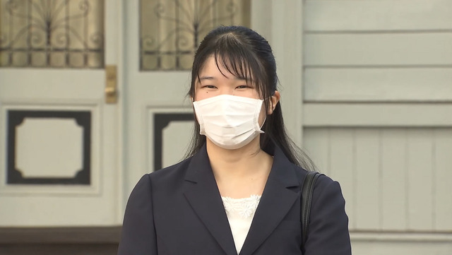 愛子さま 大学進学後初めて登校(フジテレビ) (1)
