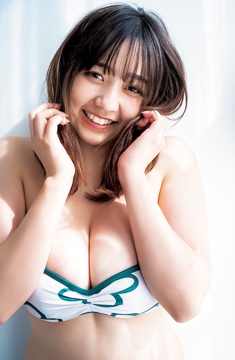 美澄衿依ヤンジャン水着グラビア
