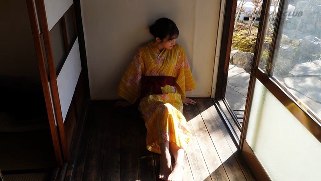 まるやそらヤンマガ水着グラビアメイキング (2)