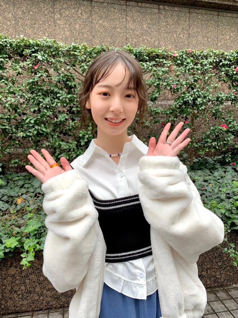 日向坂46渡辺莉奈(13)可愛いブログ写真