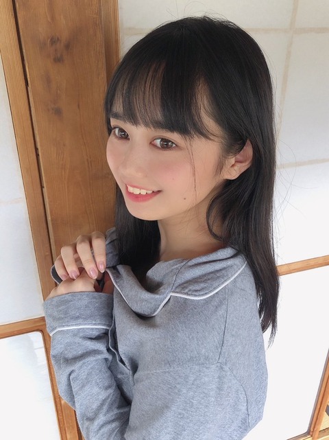 近藤沙瑛子FLASH水着姿