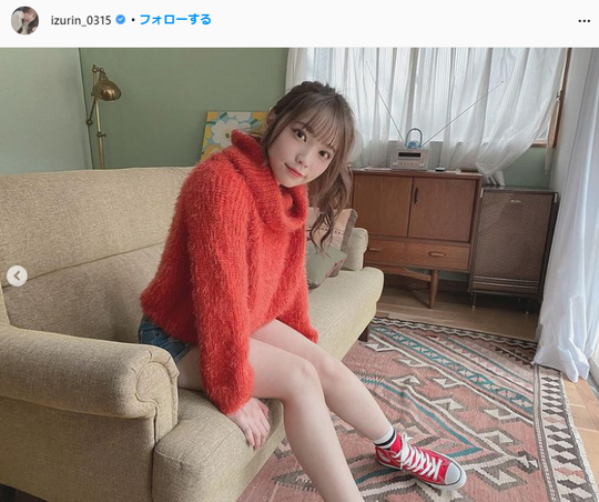 SKE48仲村和泉の水着グラビア