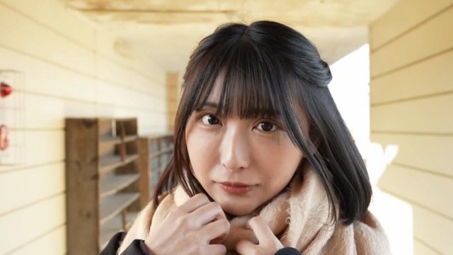 Iカップ市原薫2ndグラビアイメージDVD「先生教えて」 (1)