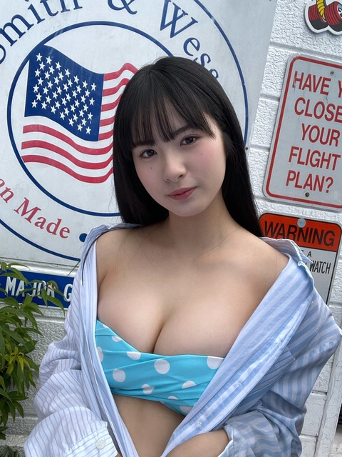 ミスマガジン2021審査員特別賞 内藤花恋 ヤンマガ水着グラビア