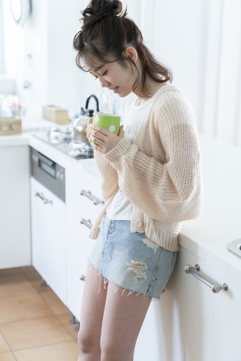 川口葵水着グラビア