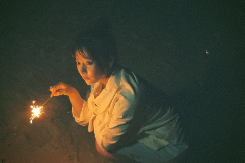 齊藤なぎさ1st写真集『なぎさ』初水着姿カット