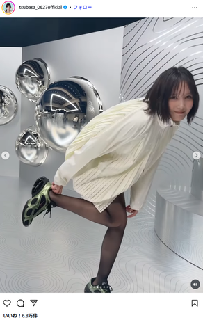 本田翼パンストスニーカー姿