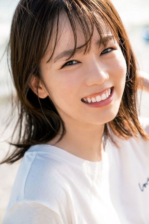 川口葵水着グラビア