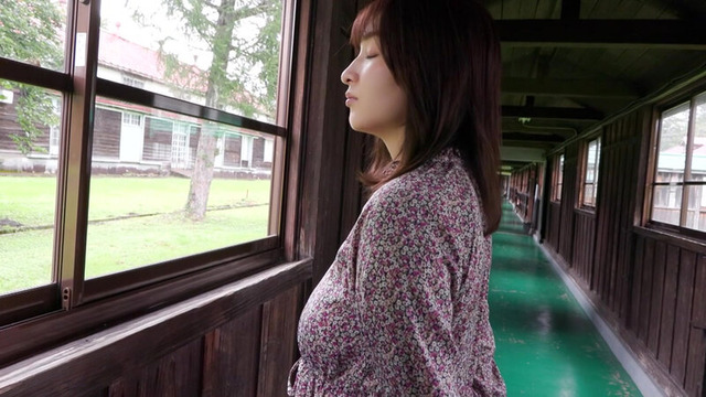 吉田実紀KカップイメージDVD「みけぱい」