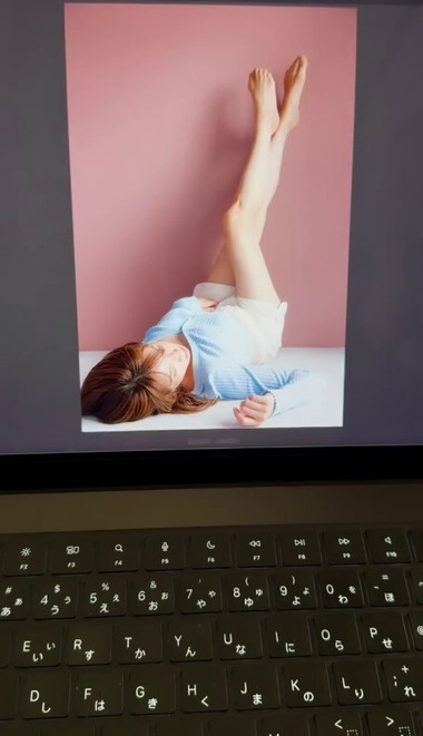 元NHK中川安奈アナ初グラビアオフショット (15)