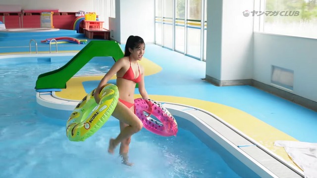 虹咲カリナ ヤンマガ水着グラビアメイキング (7)