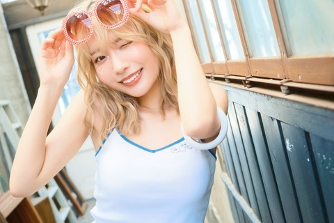 #2i2奥ゆいヤングアニマル水着グラビア