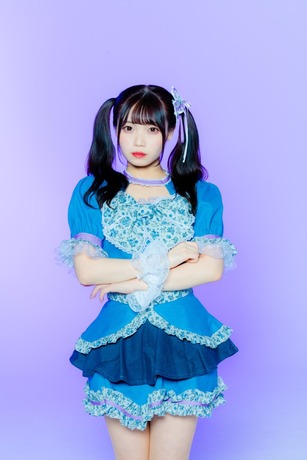 「虹色の飛行少女」天音りくサンタ水着グラビア